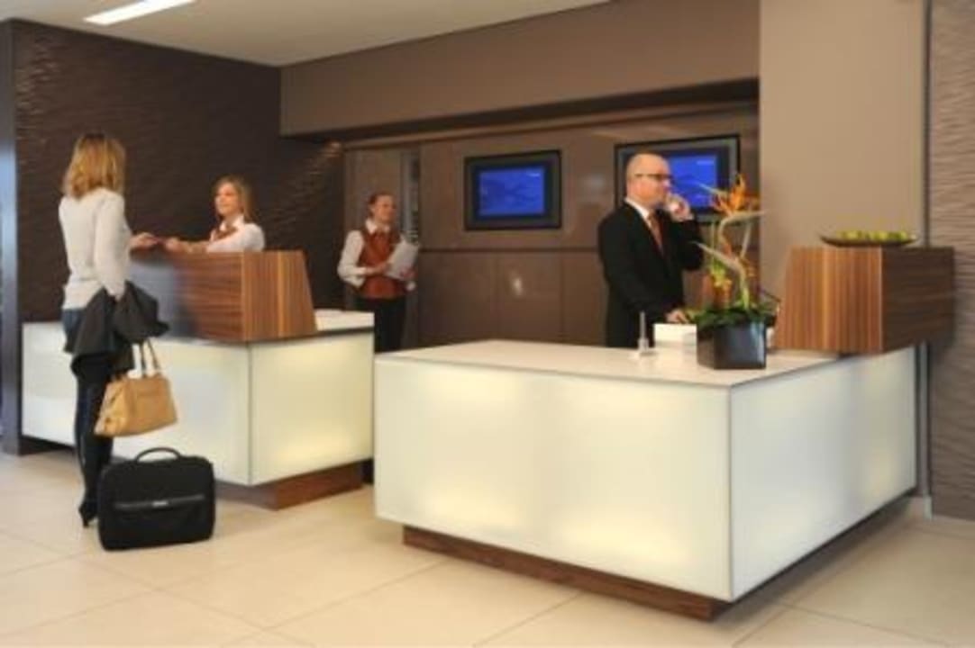 Lobby/Entrance Novotel Nürnberg am Messezentrum