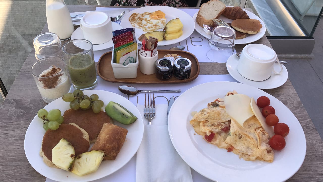 Gastro Enorme Santanna Beach