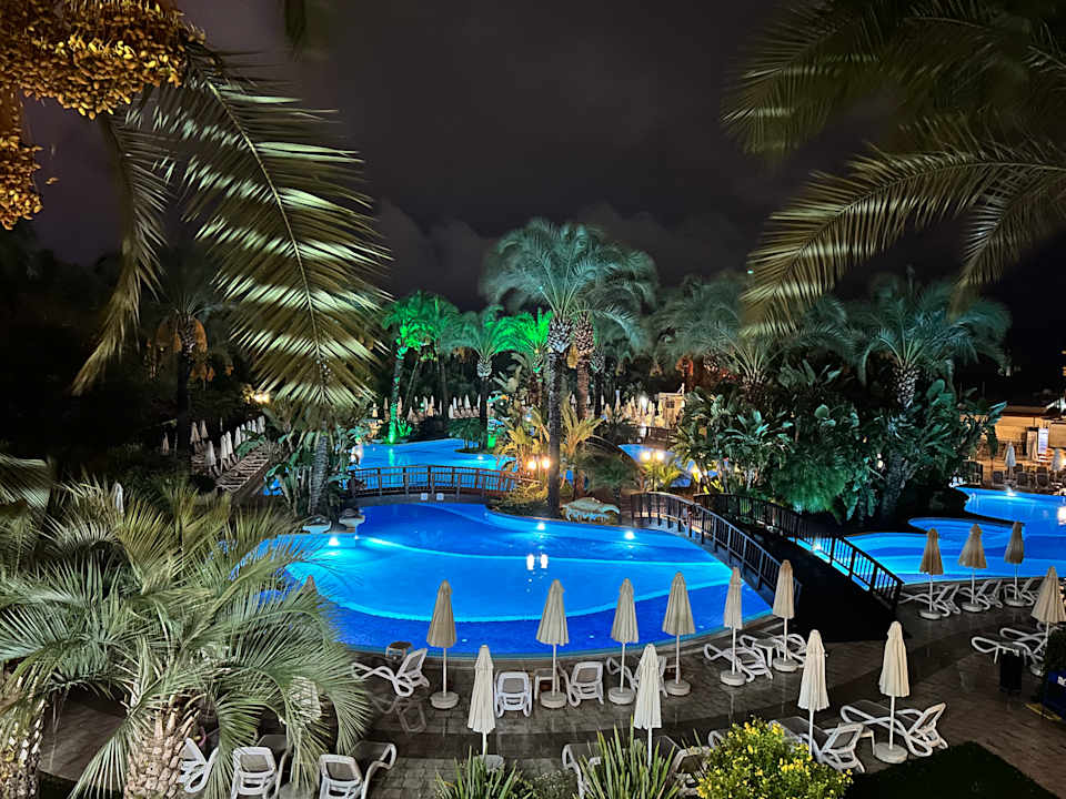 Gartenanlage Sunis Kumköy Beach Resort Hotel & Spa