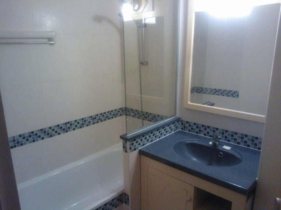 Badezimmer Pierre & Vacances Residenz Héliotel Marine