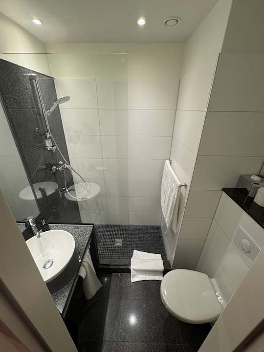 Zimmer Motel One Wiesbaden