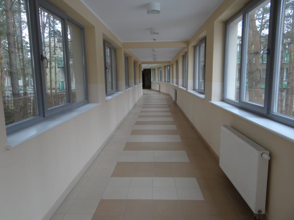 Łącznik między starą i nową częścią hotelu Hotel Geovita Dabki