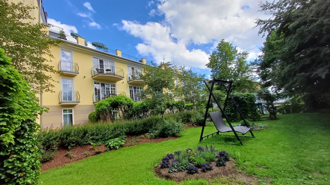 Gartenanlage Spirit & SPA Hotel Birkenhof am Elfenhain