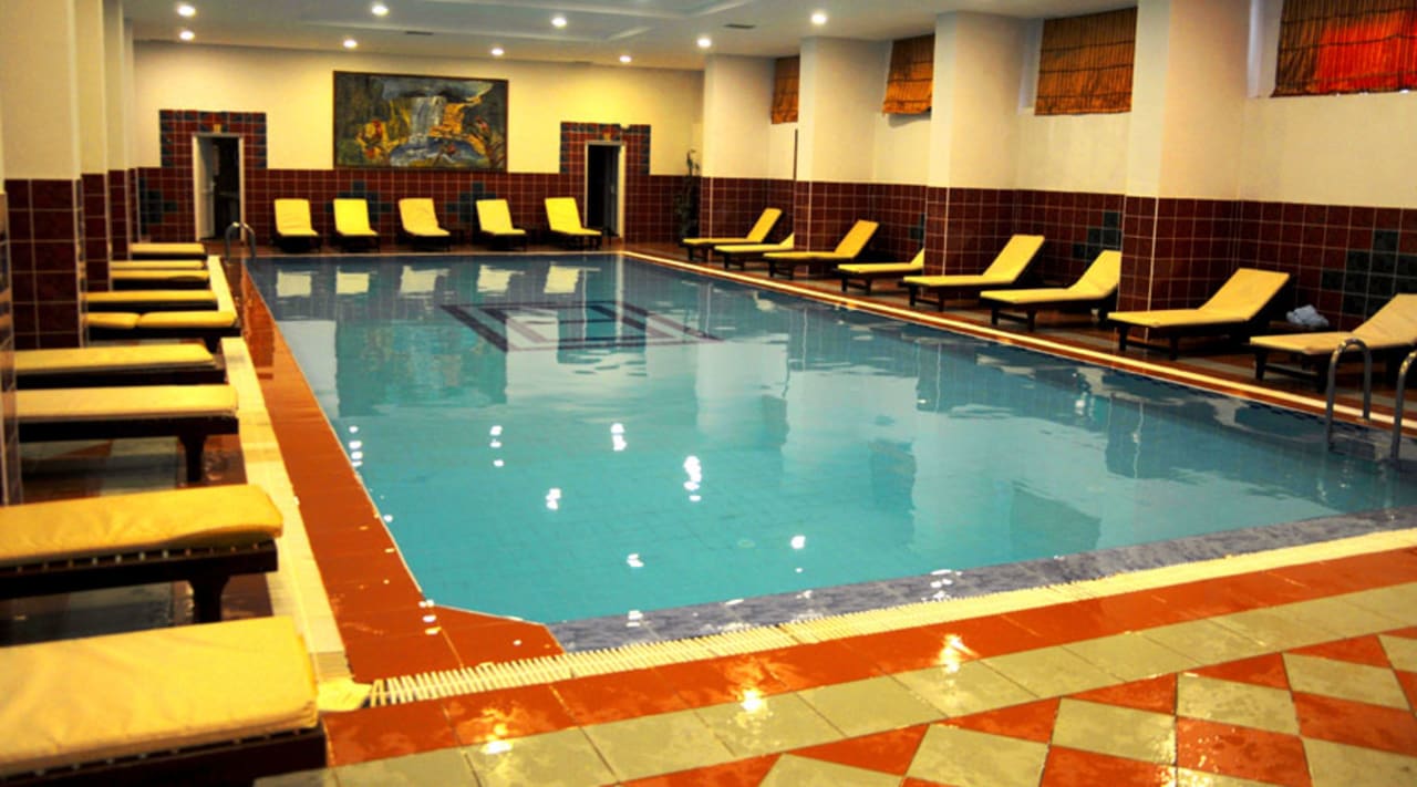 Pool Mira Meridia Beach Hotel