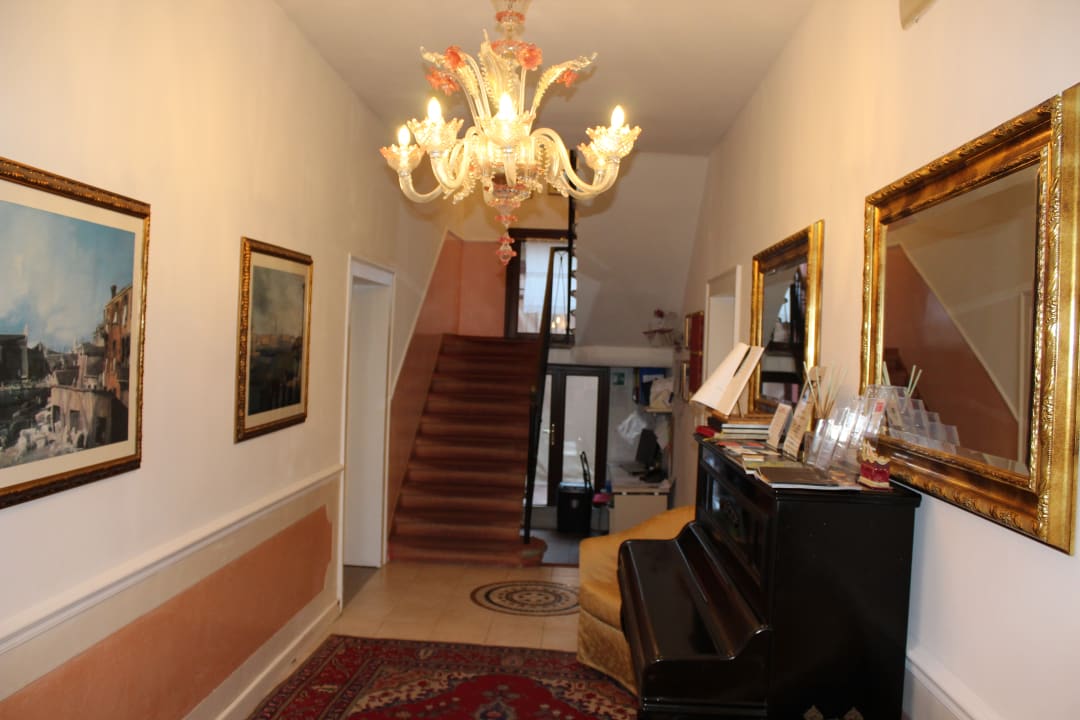 Lobby Villa Casanova