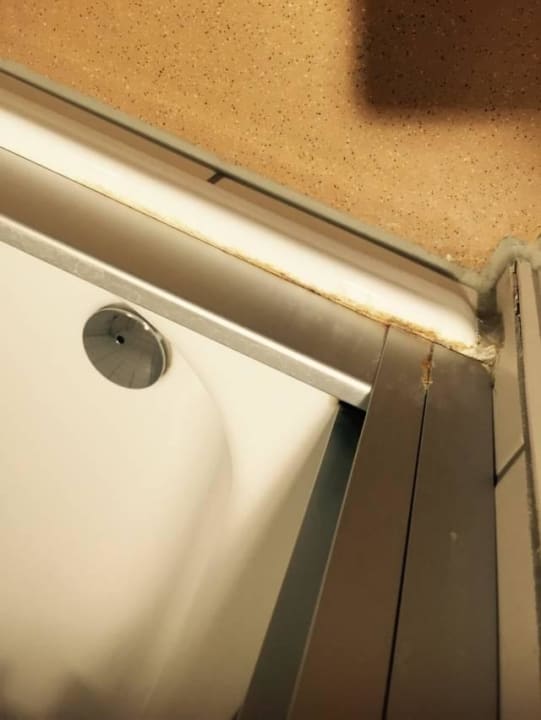 Alter Schmutz! JUFA Hotel Jülich