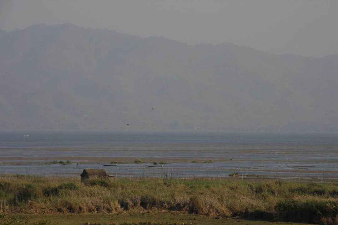 Ausblick vom Balkon Hotel Inle Lake View Resort