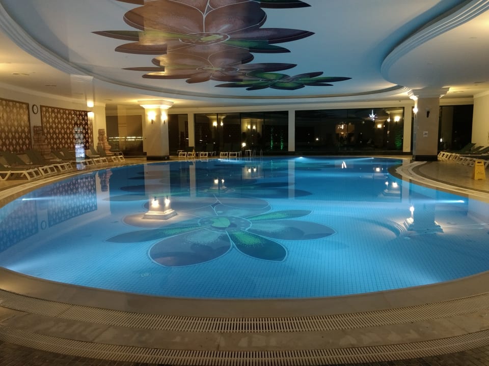 Pool IC Hotels Green Palace