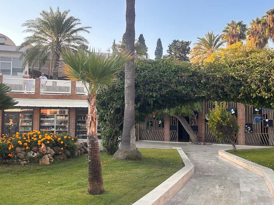 Gartenanlage AQI Hydros Club