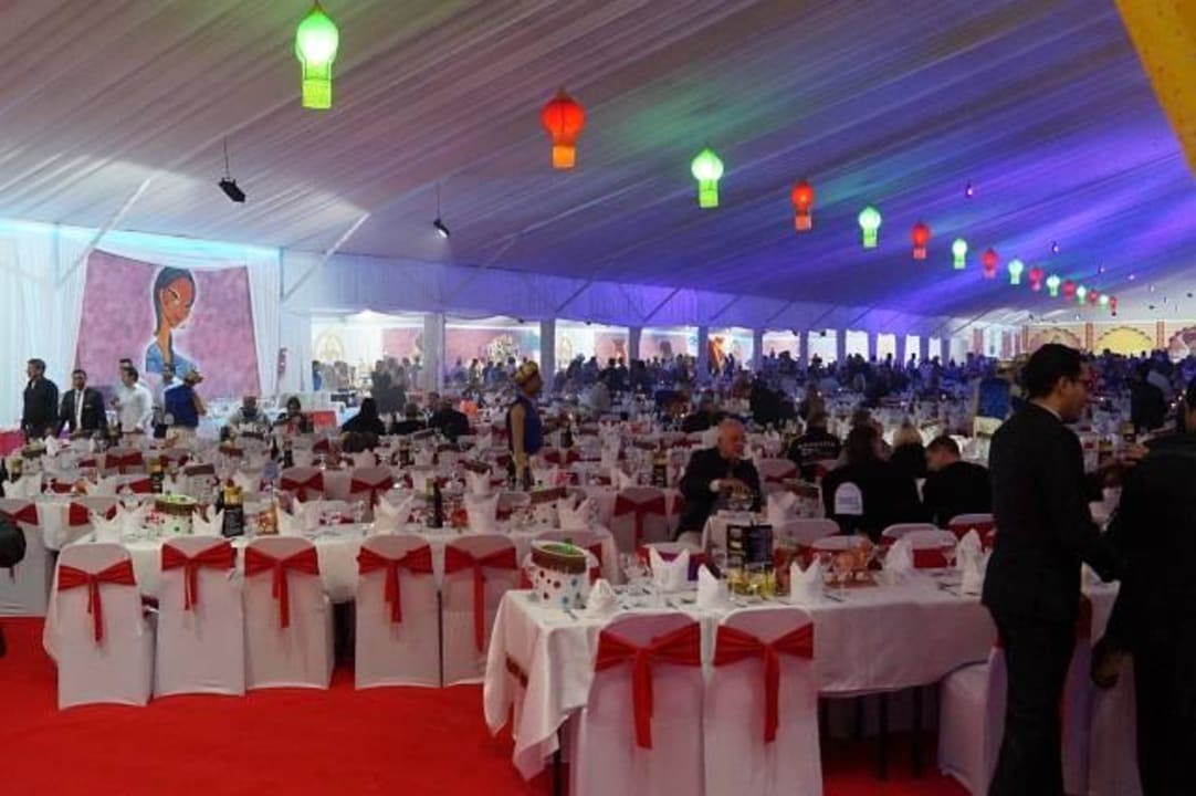 Großes Zelt für Alf leila und Jungel Park Gäste Pickalbatros Alf Leila Wa Leila Resort - Neverland Hurghada