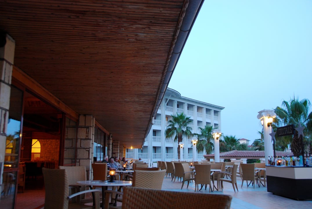 Gemütliche Terrasse Hotel Defne Garden