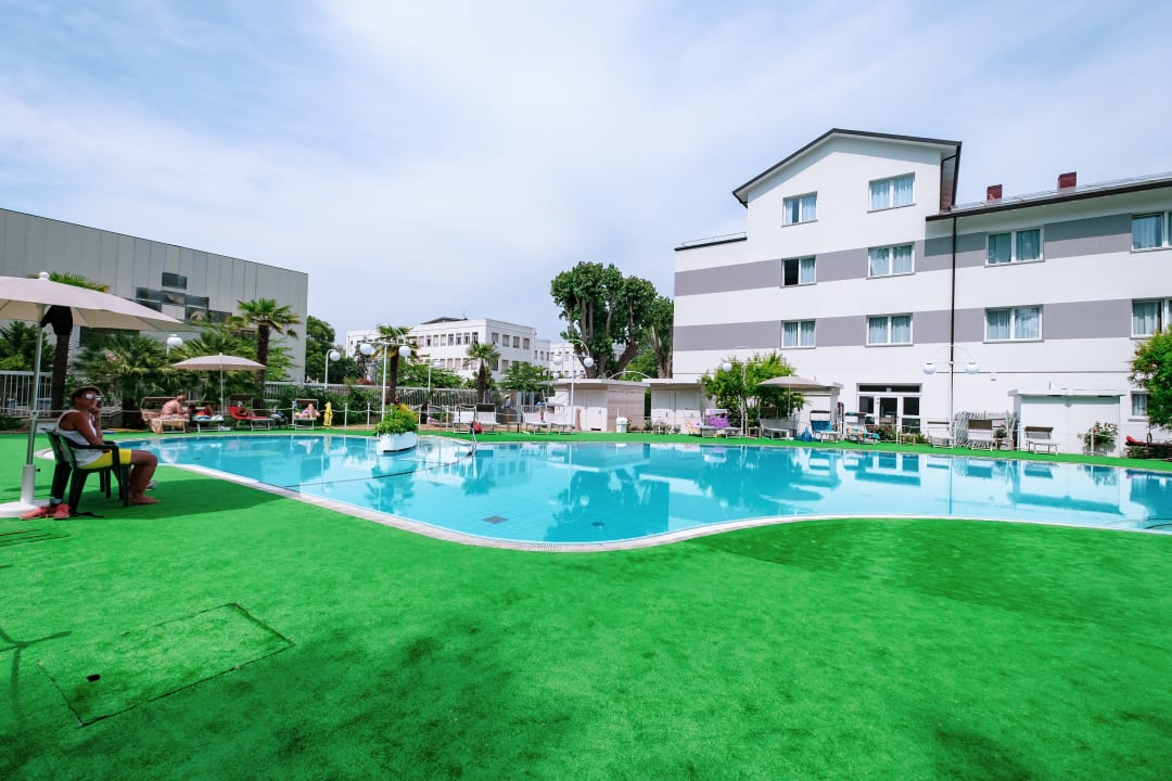 Sport & Freizeit Color Green Village Cesenatico