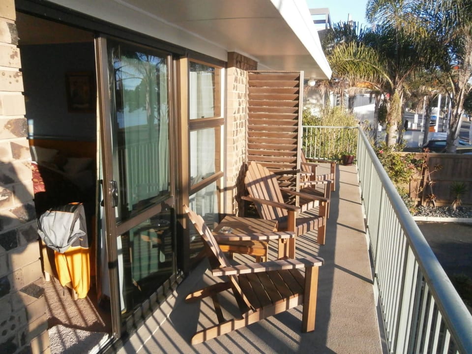 Balkon Bay Sands Motel