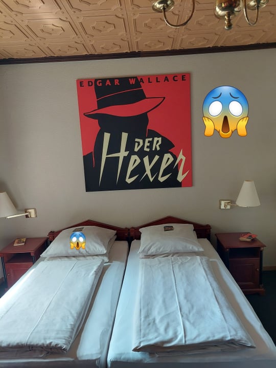 Zimmer EIFELkrimihotel