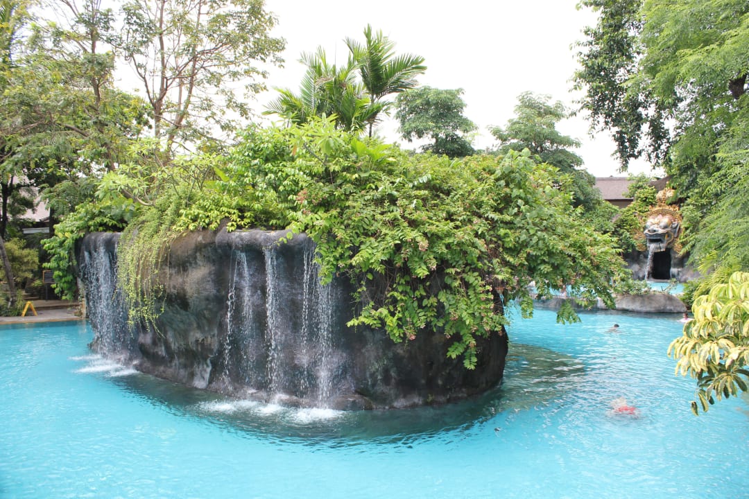 Lagunenpool Padma Resort Legian