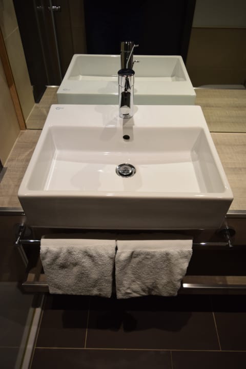 Zimmer Holiday Inn - the niu, Hide Berlin Friedrichshain