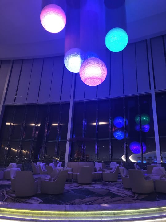Lobby Conrad Abu Dhabi Etihad Towers