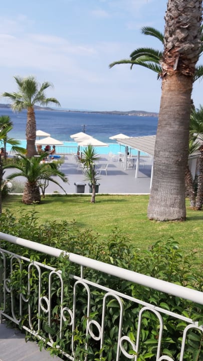 Pool Akrathos Beach Hotel