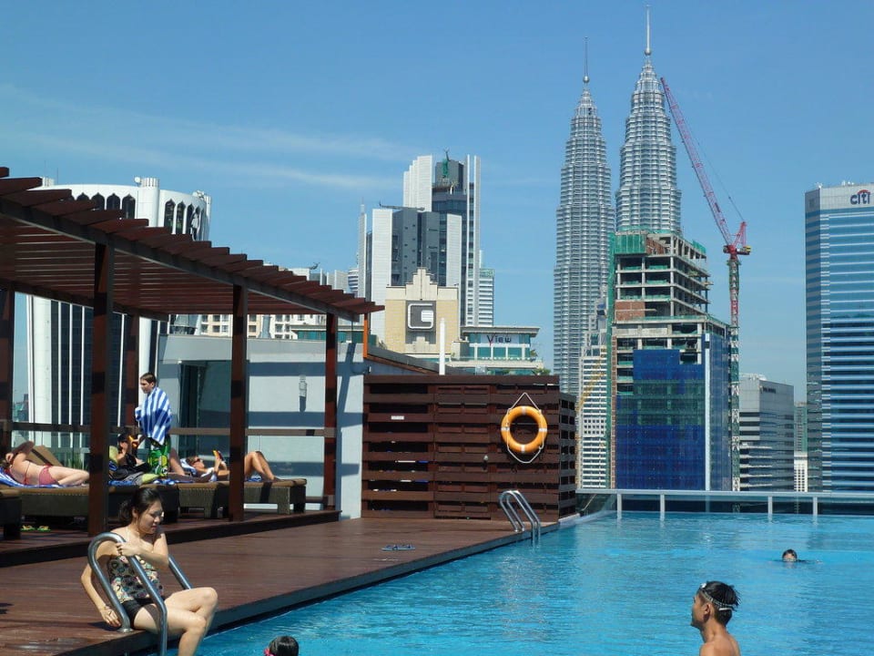 Pool-Ausblick bei Tag Hotel Somerset Ampang, Kuala Lumpur