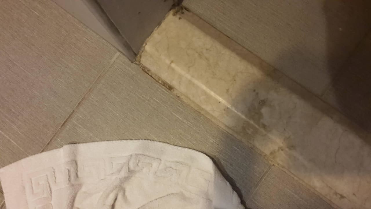 Bad im Superiorroom ;O( Kamelya Aishen Club