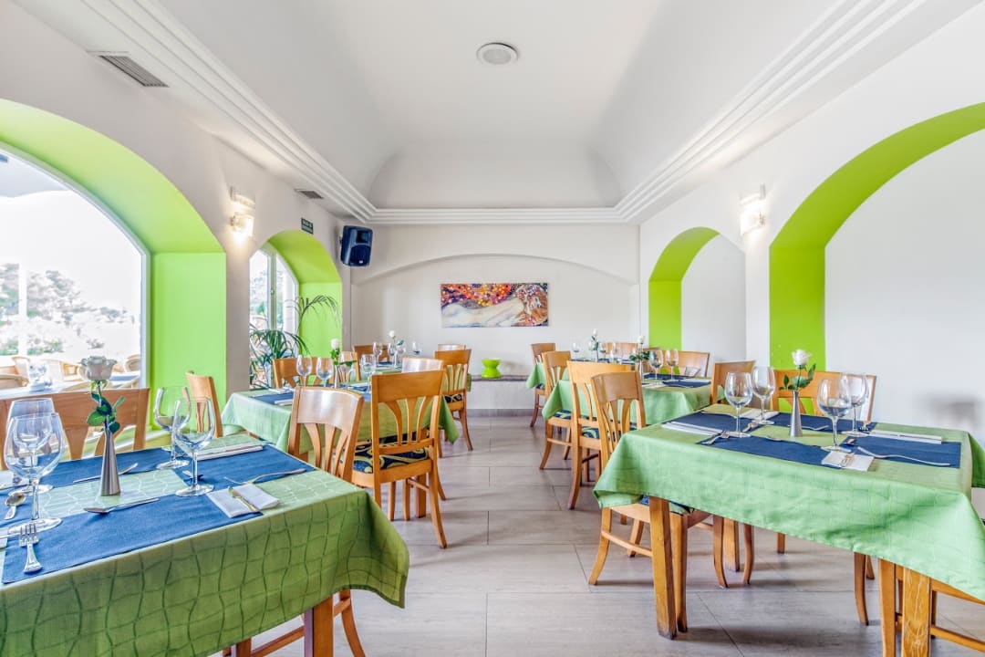 Gastro Ona Garden Lago