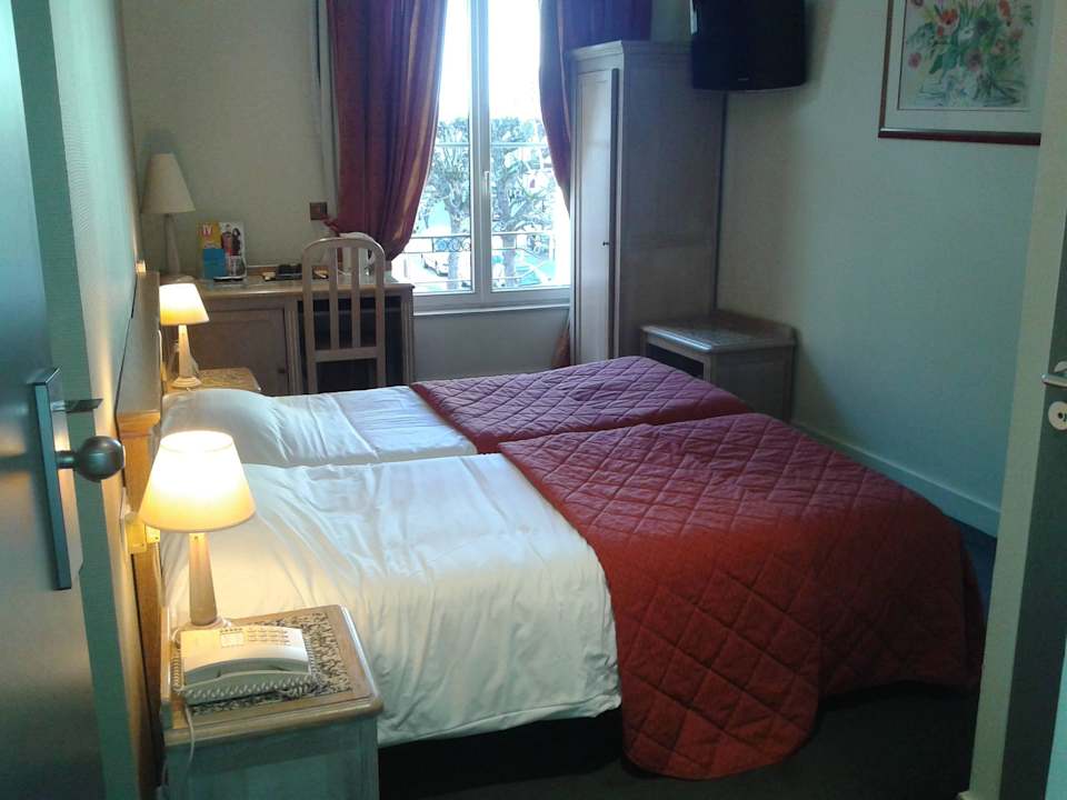 Chambre twin Hotel Aux Sacres