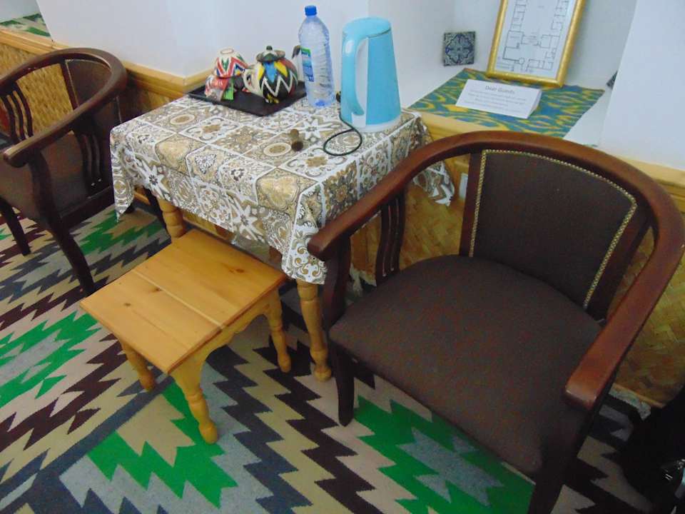 Zimmer Madrasah Polvon-Qori Boutique