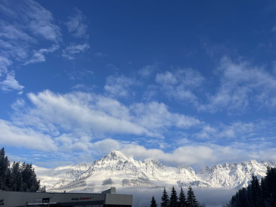 Ausblick Tirol Lodge