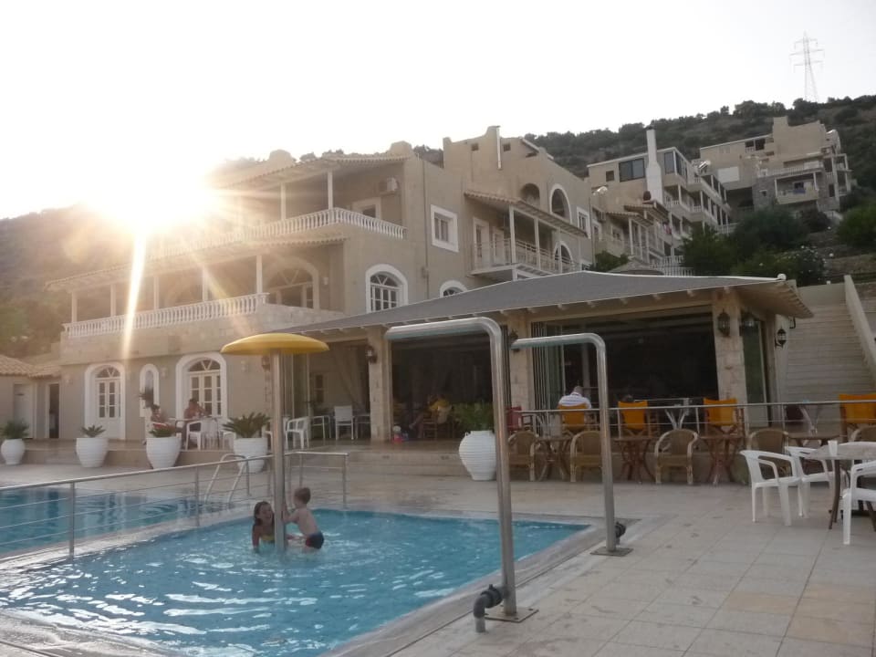 Hotel Hotel Heliotrope