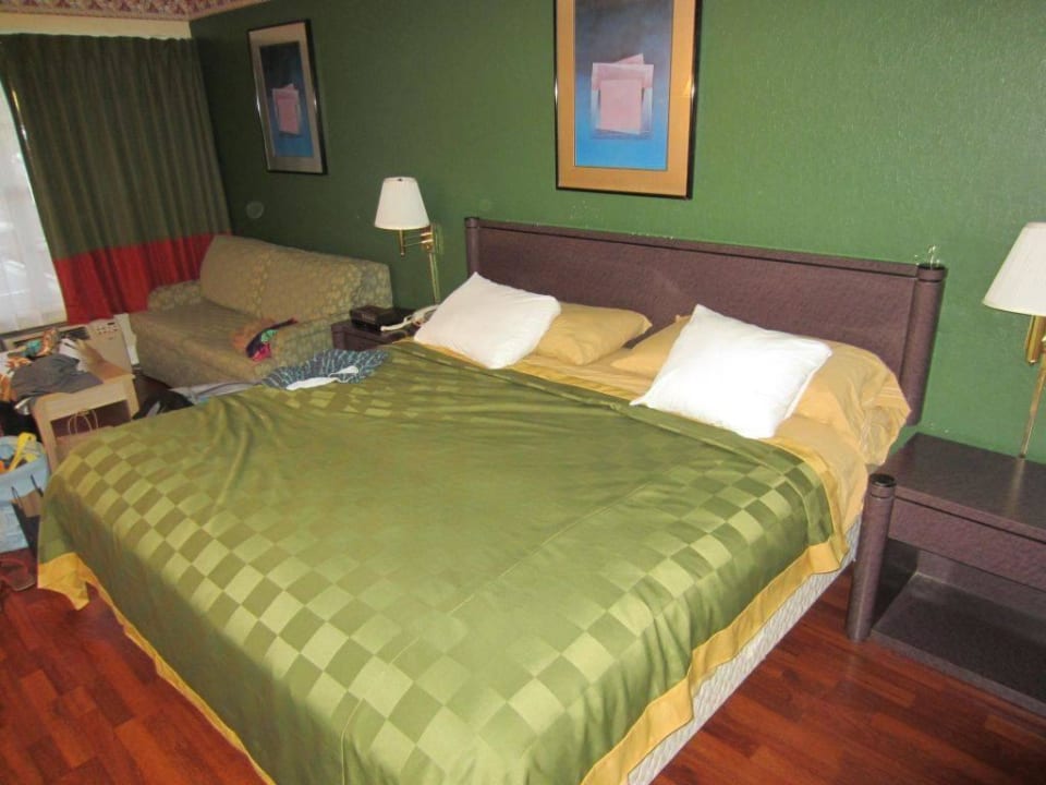 Zimmer SureStay Hotel by Best Western Sarasota North