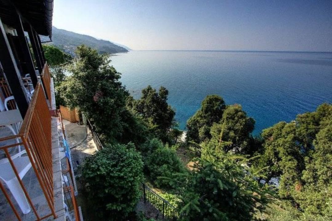 View from all our rooms to the aegean sea!! Hostel Katerina