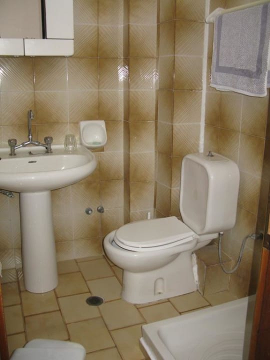 Klein, aber ausreichend Hotel Iro