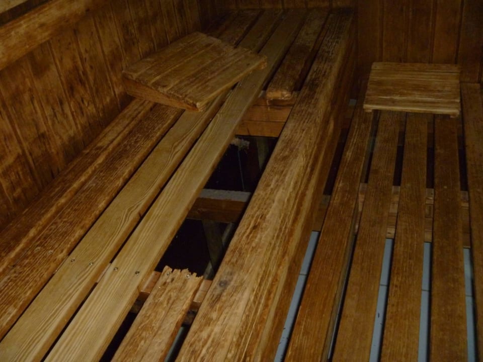 Eine Sauna die in Betrieb war Burghotel Am Hohen Bogen