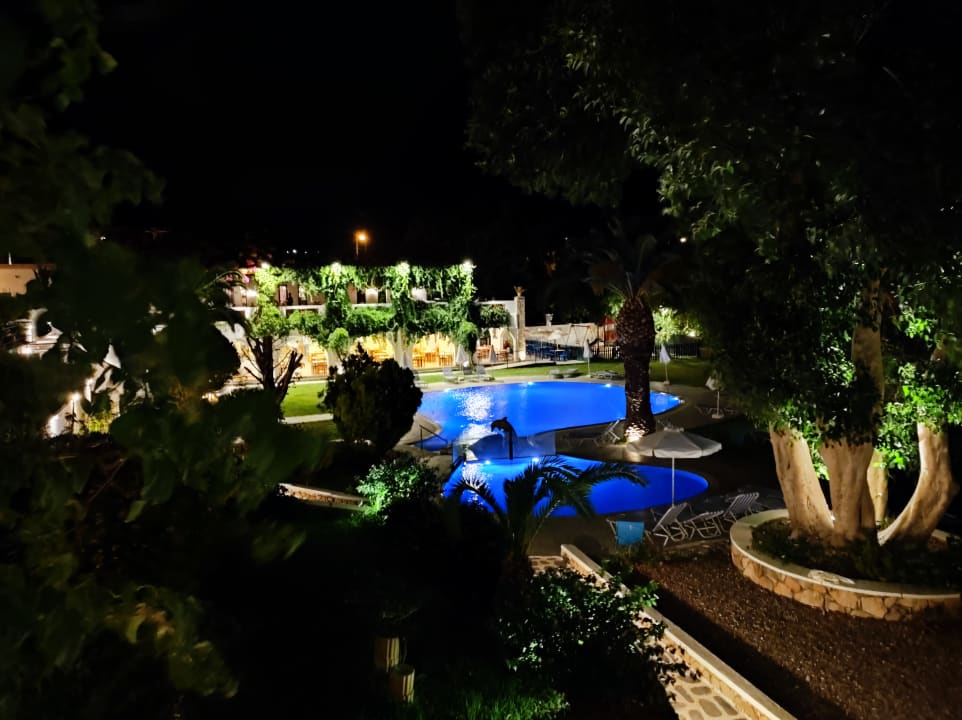 Außenansicht Ekaterini Hotel