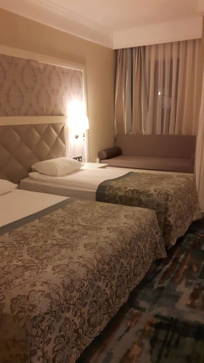 Großes geschmackvolles Zimmer  Kaya Artemis Resort