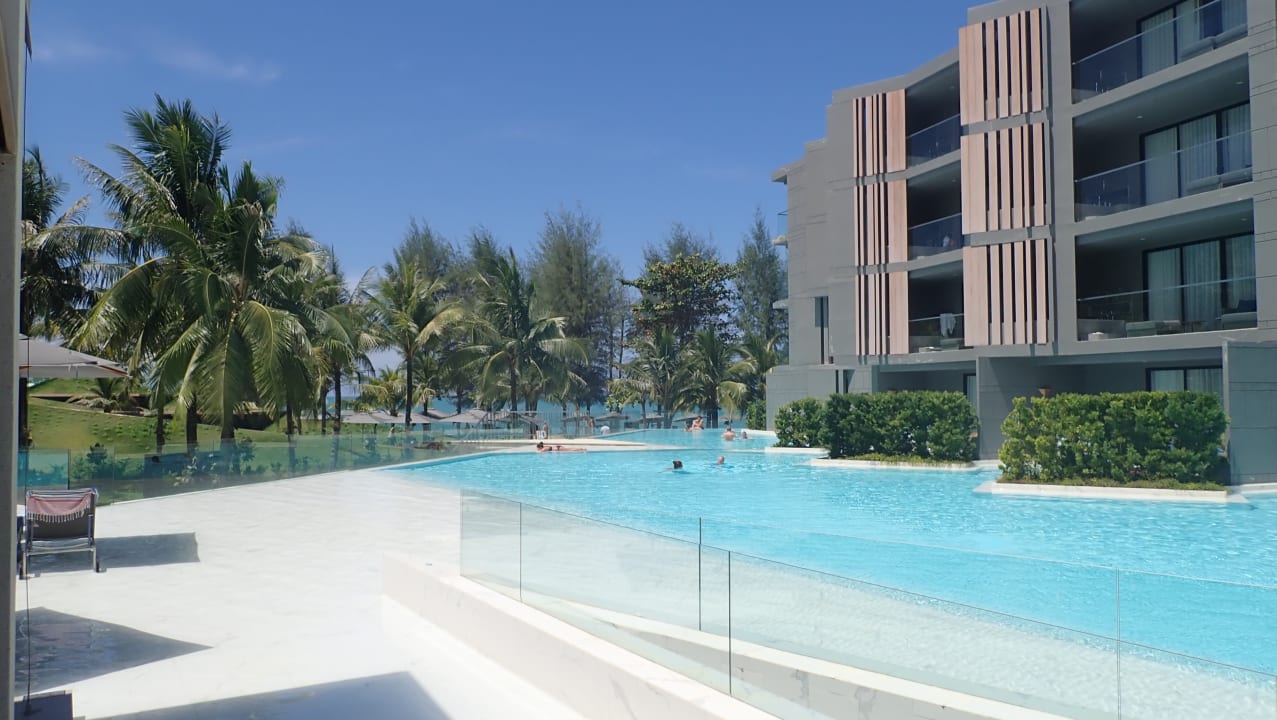 Pool La Vela Khao Lak