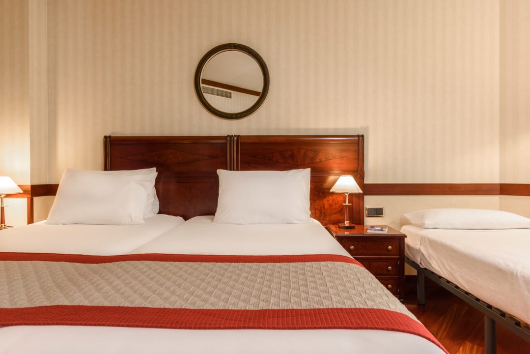 Zimmer Gran Hotel Santiago