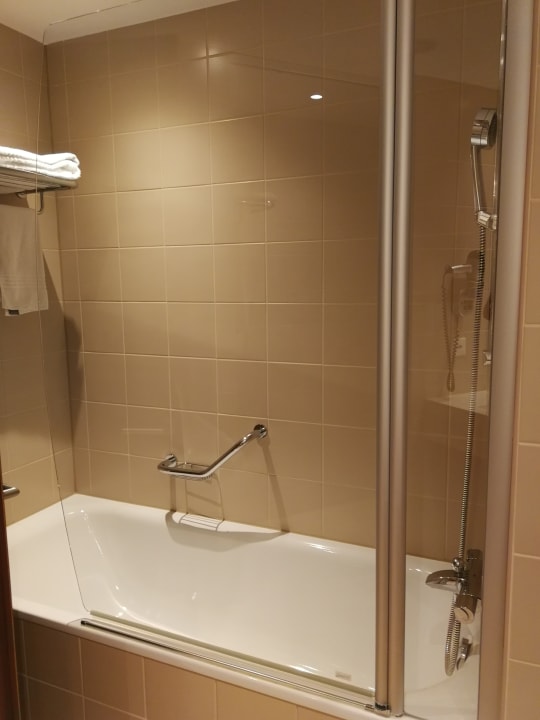 Zimmer Courtyard by Marriott Basel