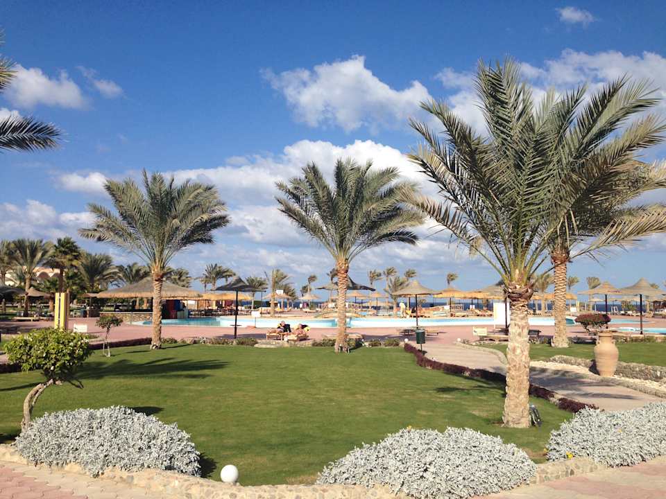 Gartenanlage Three Corners Sea Beach Resort