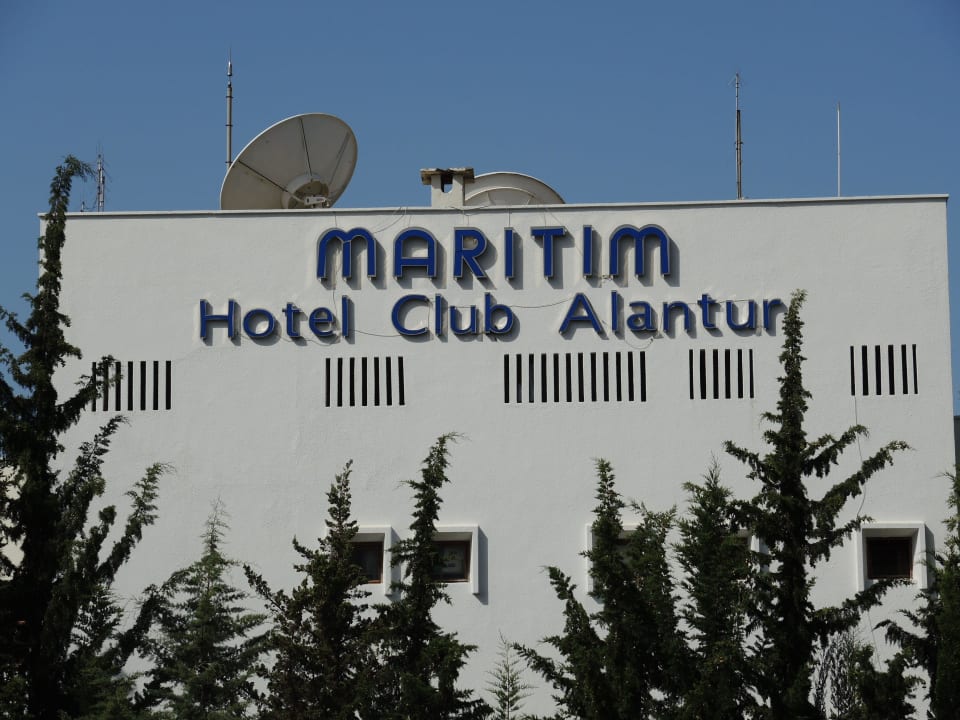 Von der Strasse aus gesehen Labranda Alantur Resort