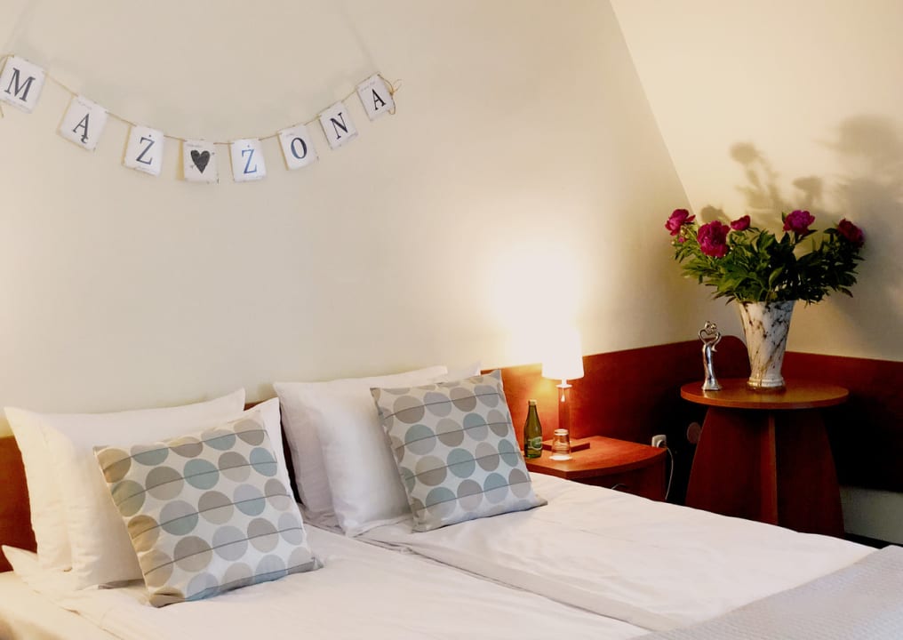 Zimmer Dworek Bielin