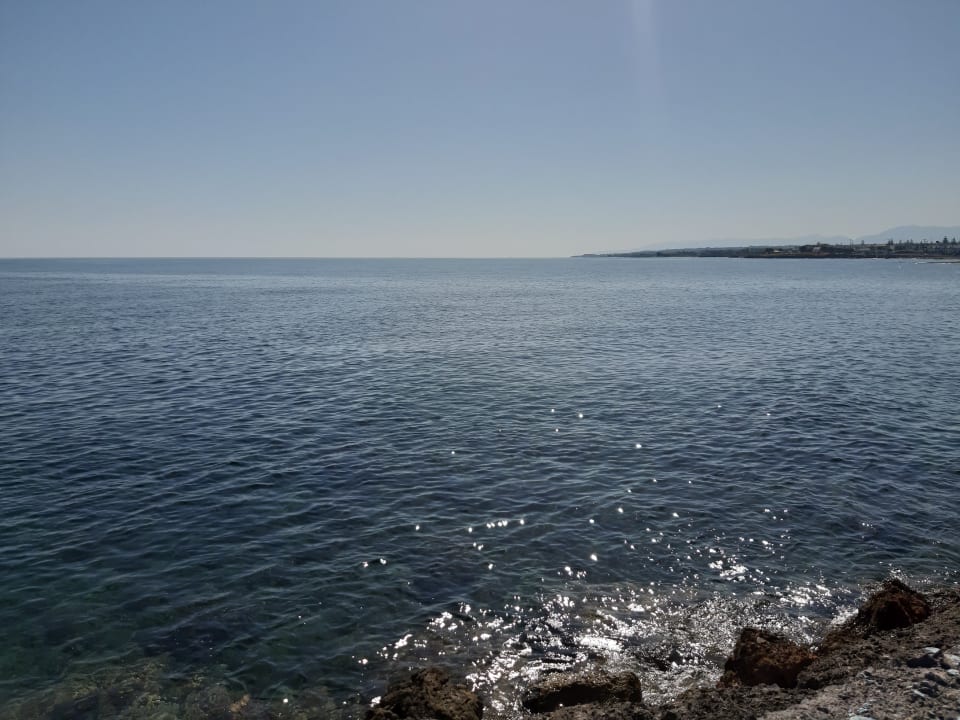 Strand Hotel Aphrodite Beach Club