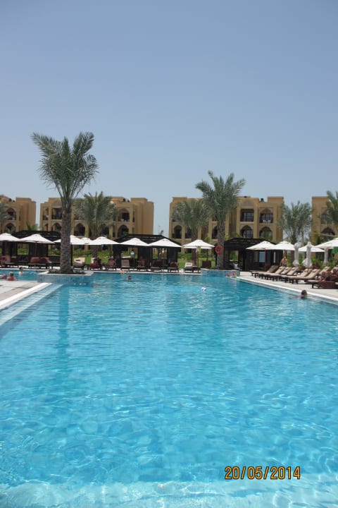 Pool schön groß DoubleTree by Hilton Resort & Spa Marjan Island