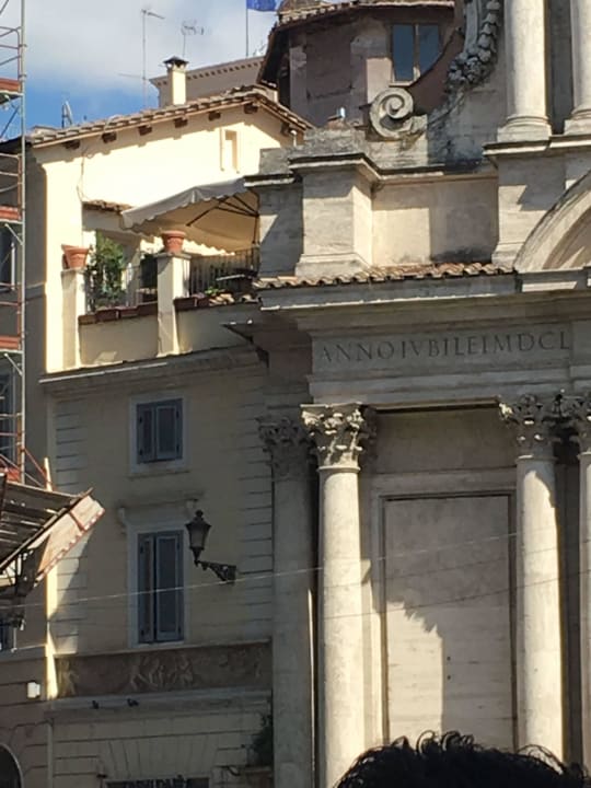 Blick auf die Terrasse Hotel Relais Fontana Di Trevi