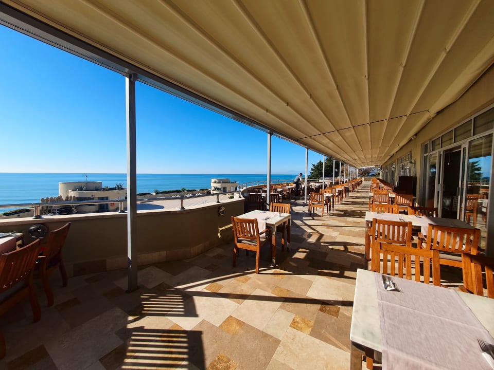 Gastro Melas Resort Hotel