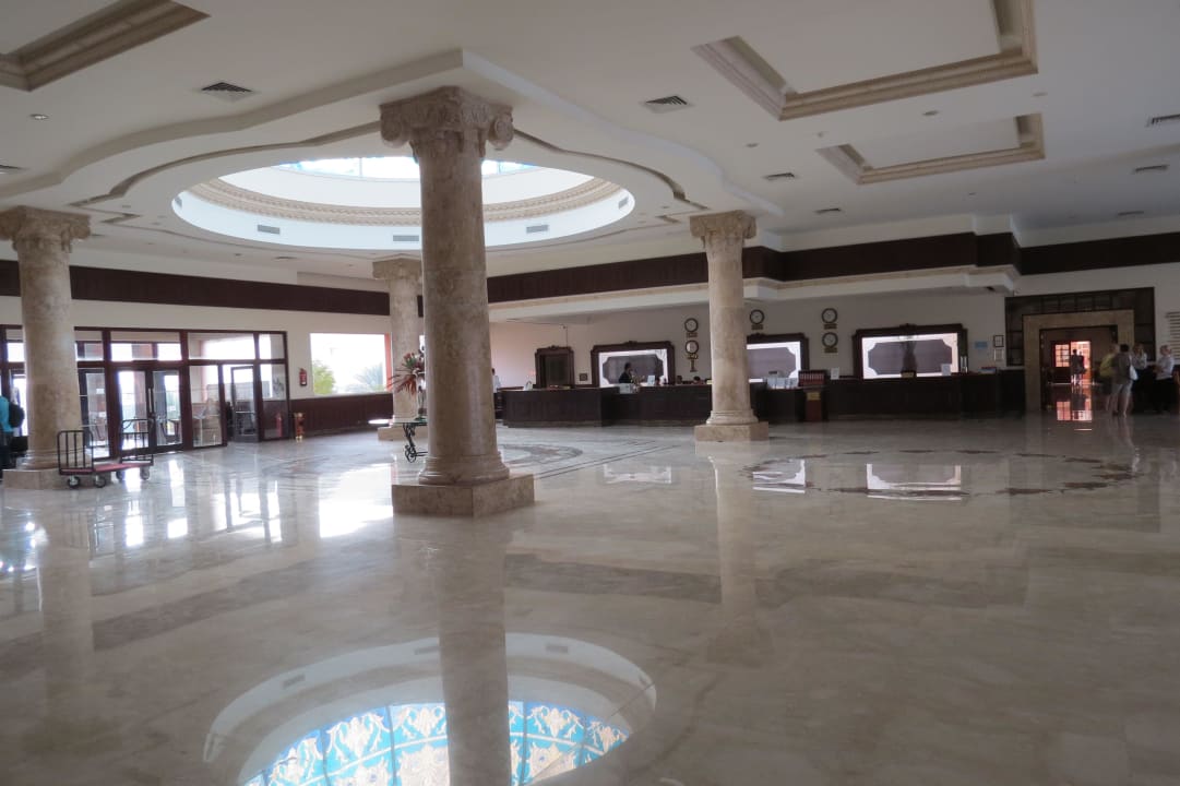 Rezeption Titanic Beach Spa & Aqua Park