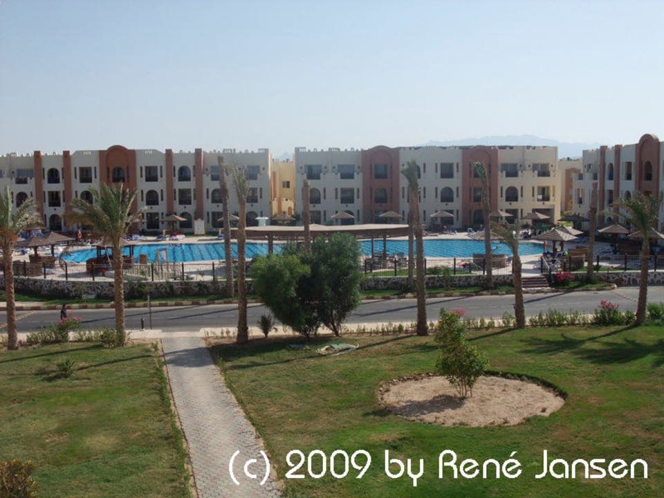 Pool 6 SUNRISE Royal Makadi Resort
