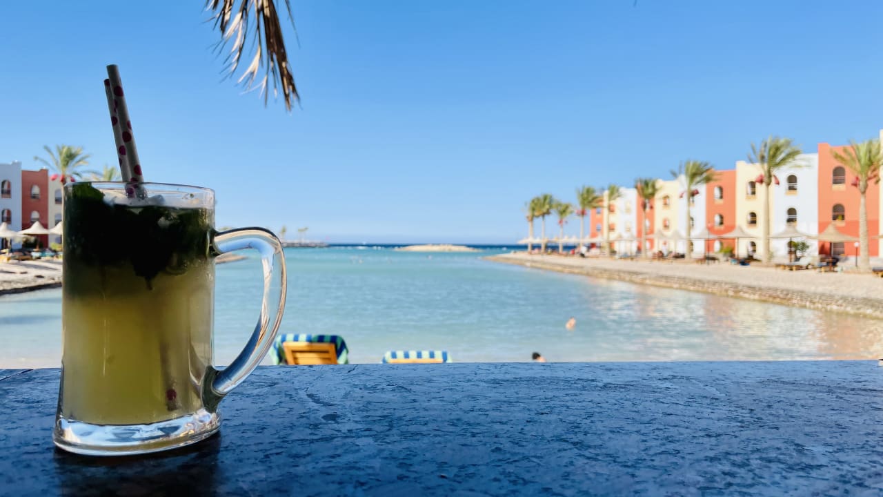Strand Arabia Azur Resort