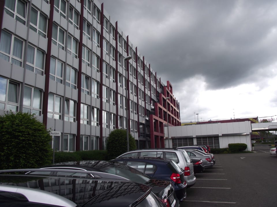 Außenfasade Leonardo Hotel Köln Bonn Airport