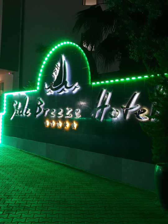 Außenansicht Side Breeze Hotel